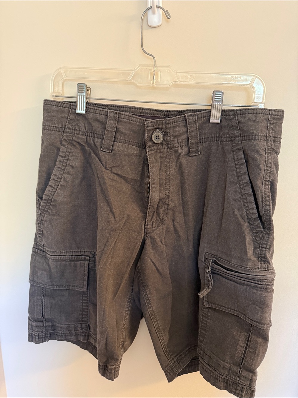 Sonoma Men's Cargo Shorts in Charcoal
